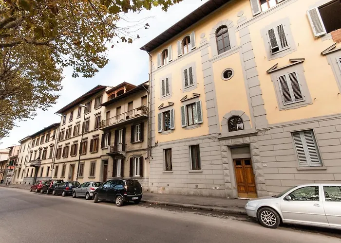 Oltrarno Apartments